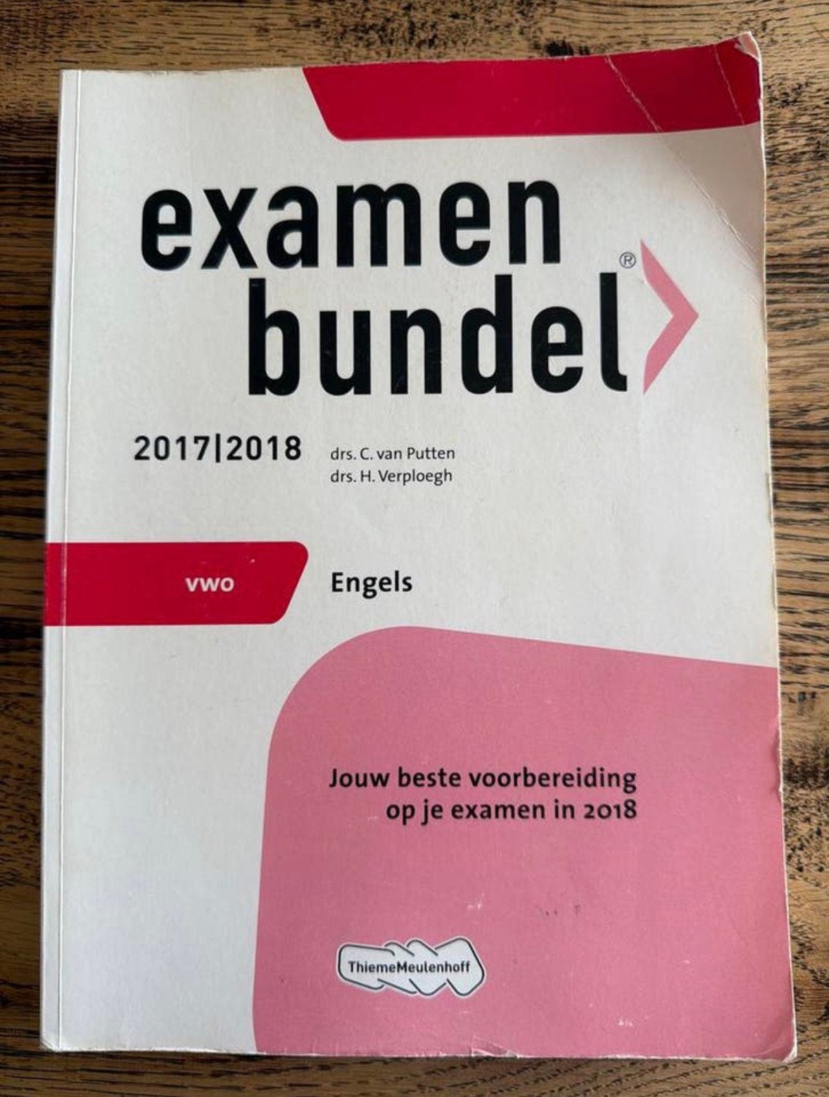 Examenbundel Engels VWO 2017/2018, Ophalen of Verzenden, Zo goed als nieuw, VWO, Engels