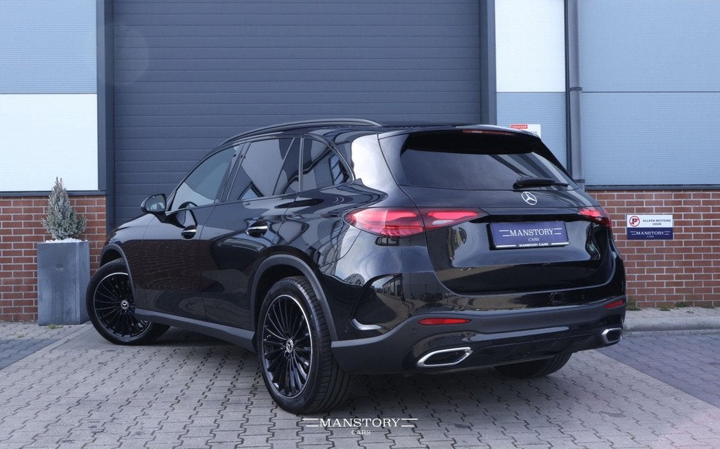 Mercedes-Benz GLC-klasse 300 4MATIC AMG Line, Auto's, Mercedes-Benz, Automaat, Gebruikt, 4 cilinders, 259 pk