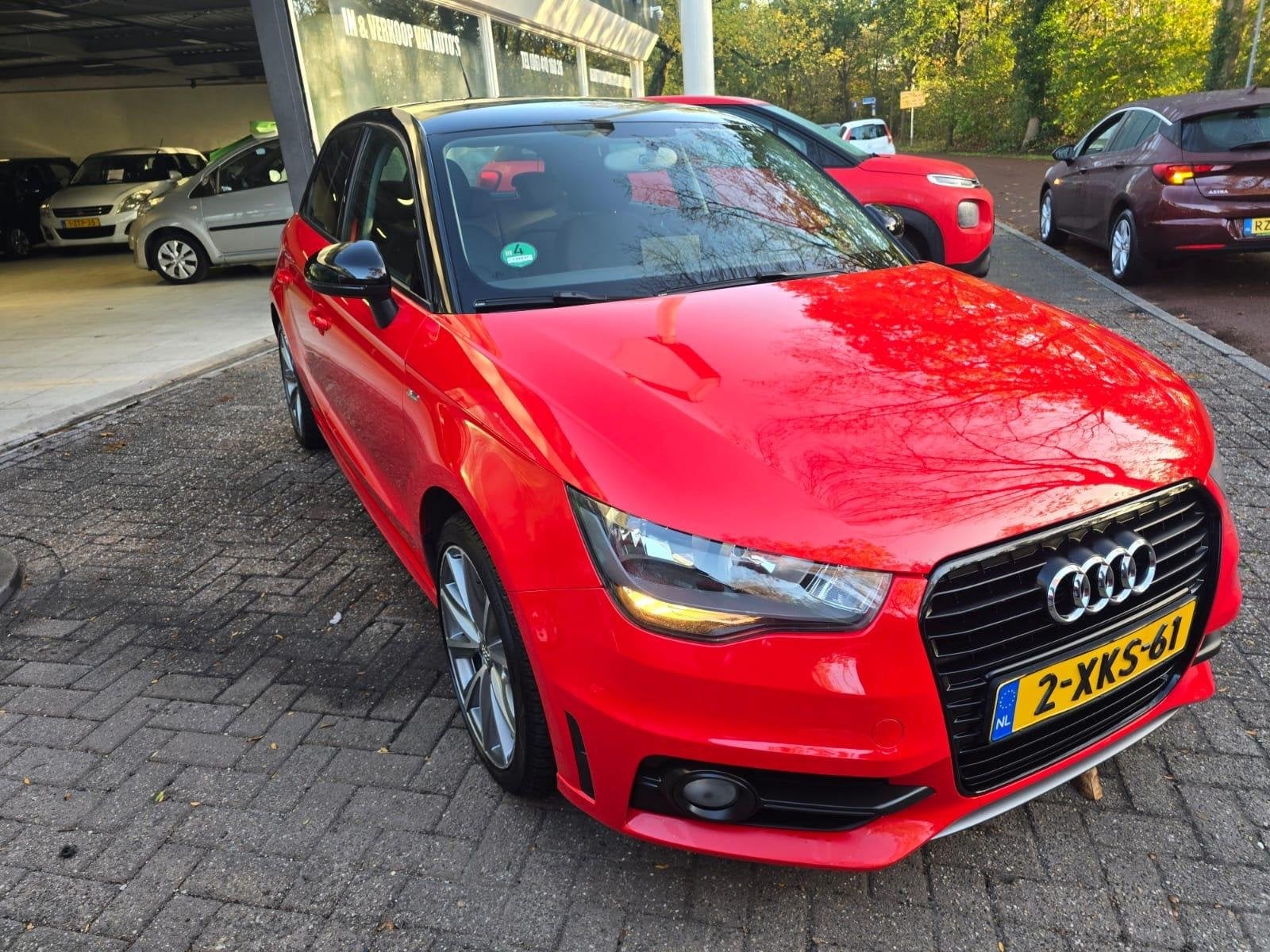 Audi A1 Sportback 1.2 TFSI Admired | 2E EIGENAAR | NAVIGATIE, Voorwielaandrijving, Zwart, 4 cilinders, Origineel Nederlands