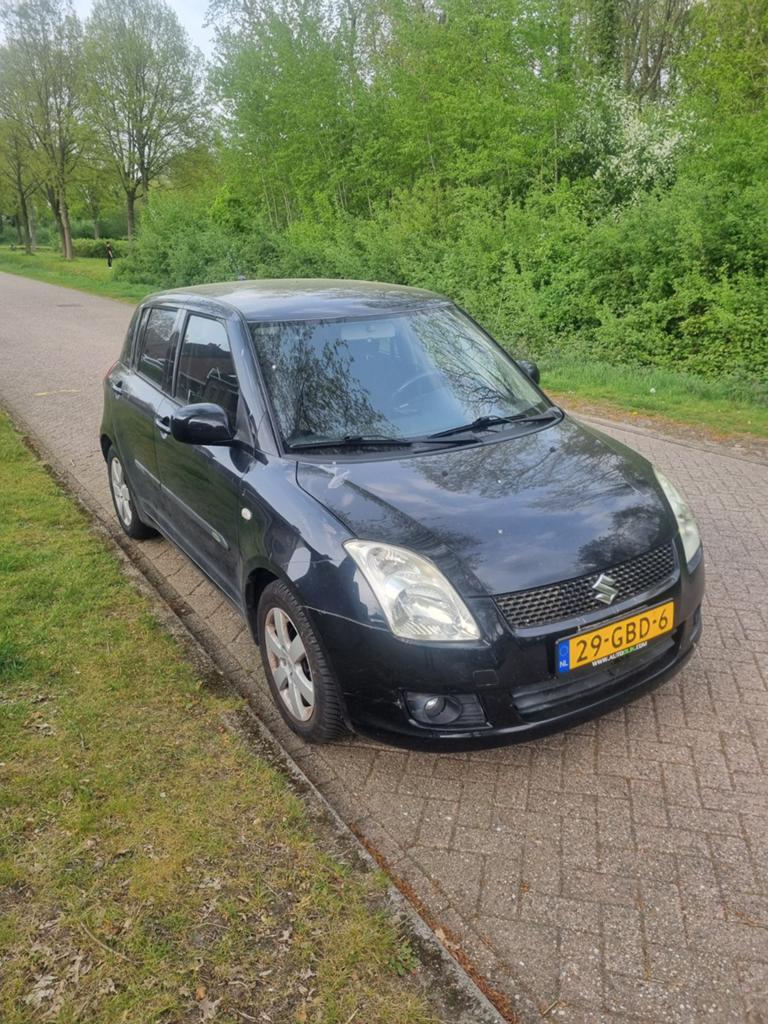 Suzuki Swift 1.3 5DRS 2008 Zwart, Voorwielaandrijving, 40 €/maand, 400 kg, Origineel Nederlands