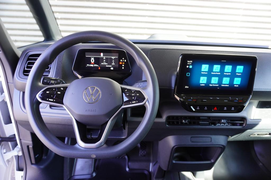 Volkswagen ID. Buzz Cargo 77 kWh 204pk Apple Carplay Camera, Auto's, Bestelauto's, Automaat, Gebruikt, Zwart, Volkswagen
