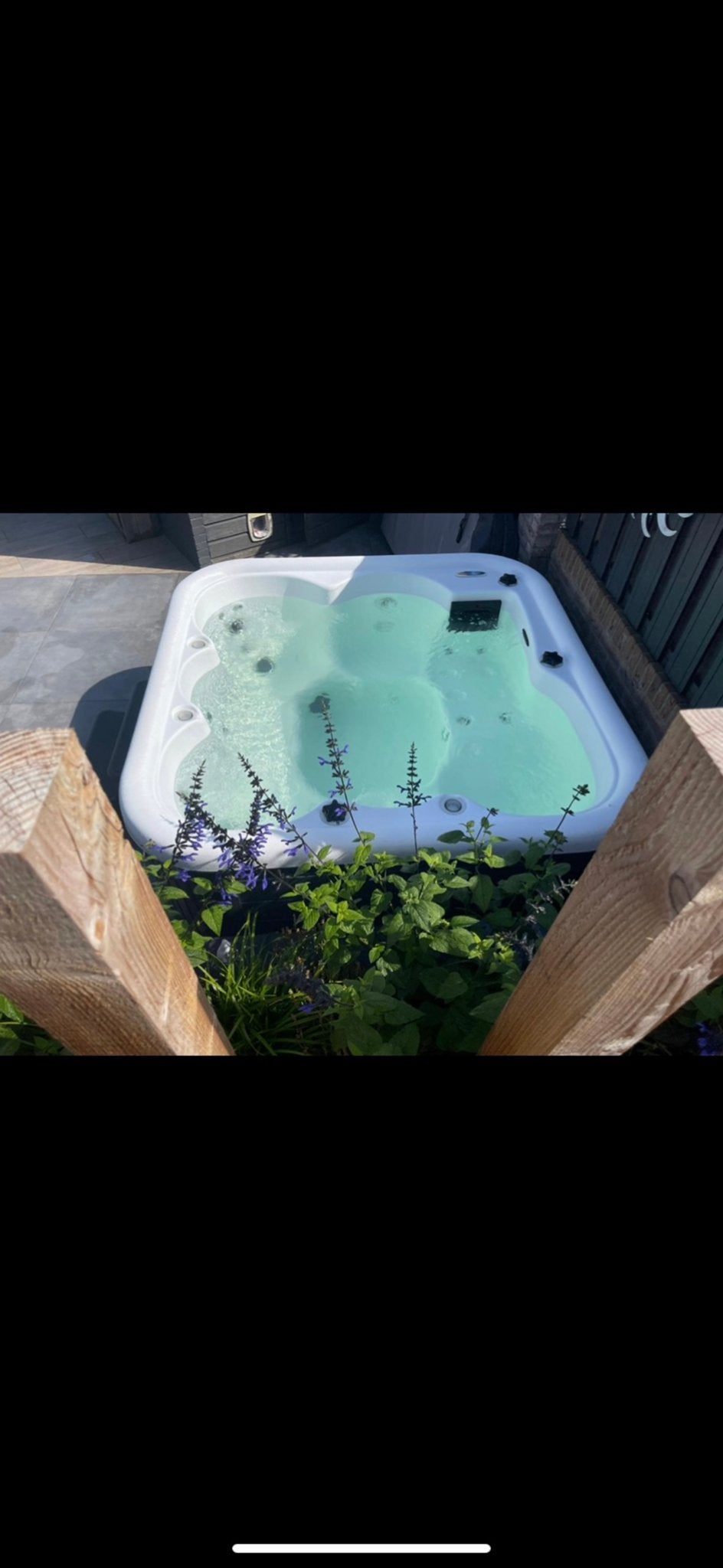 Luxe Jacuzzi met trap en filter, Tuin en Terras, Bubbelbaden en Hottubs, Ophalen, Gebruikt, Filter, Vast