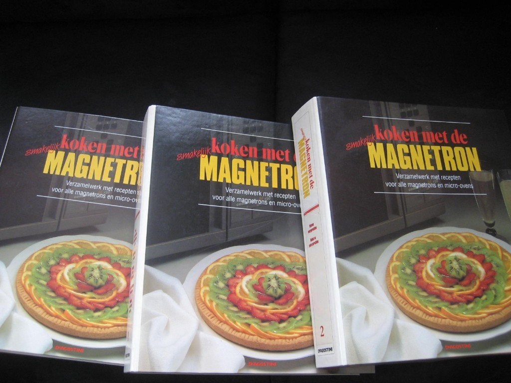 Smakelijk koken met de Magnetron - Deel 1, 2 en 3 /mappen, Boeken, Nieuw, Gezond koken, Tapas, Hapjes en Dim Sum, Ophalen of Verzenden
