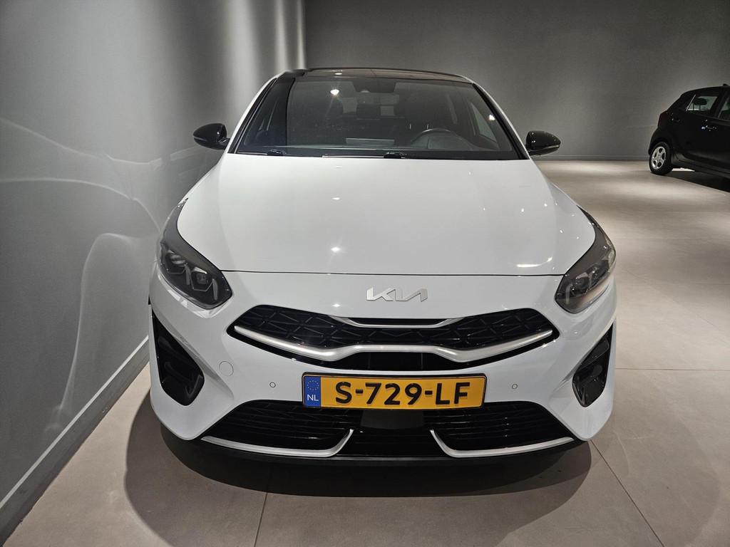 Kia Proceed 1.5 T-GDi 160pk GT-PlusLine Panoramadak, Auto's, Kia, Traction-control, Gebruikt, 4 cilinders, 1298 kg