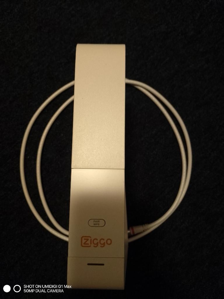 Router Ziggo, Computers en Software, Routers en Modems, Ophalen of Verzenden, Gebruikt, Router, Ziggo