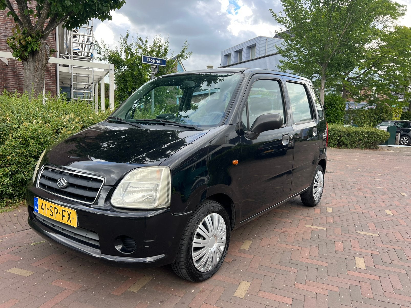 Suzuki Wagon R+ 1.0 Nieuwe Apk | NAP | Inruil Mogelijk, Voorwielaandrijving, 40 €/maand, Wagon R+, Zwart