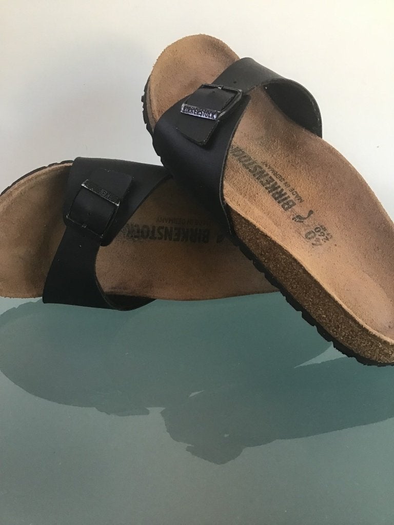 Birkenstock 40 | Madrid zwarte slippers | Gratis verzenden, Slippers, Verzenden, Zwart, Zo goed als nieuw