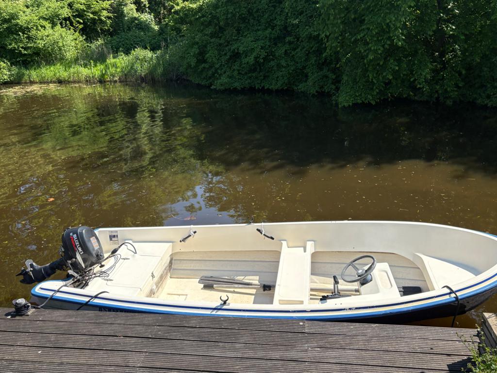 Askeladden polyester boot met Suzuki 6 PK buitenboordmotor, Ophalen, Overige merken, Gebruikt, Afdekzeil