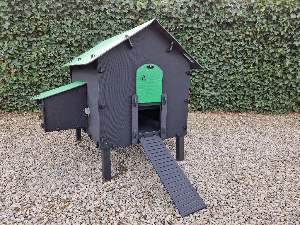 Kunststof hok Pluverdi | Kippenhok | Duurzame materialen