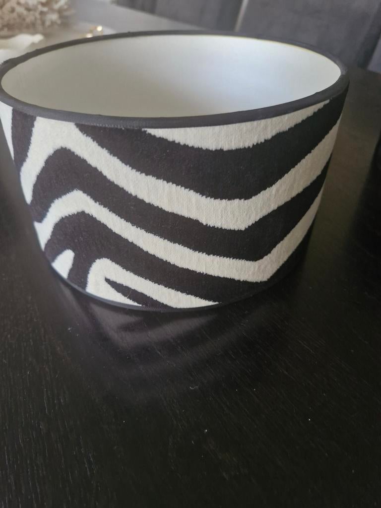 Lampenkapje velvet zebraprint doorsnede 20, hoogte 11,5cm, Ophalen of Verzenden, Zo goed als nieuw, Rond, Minder dan 25 cm