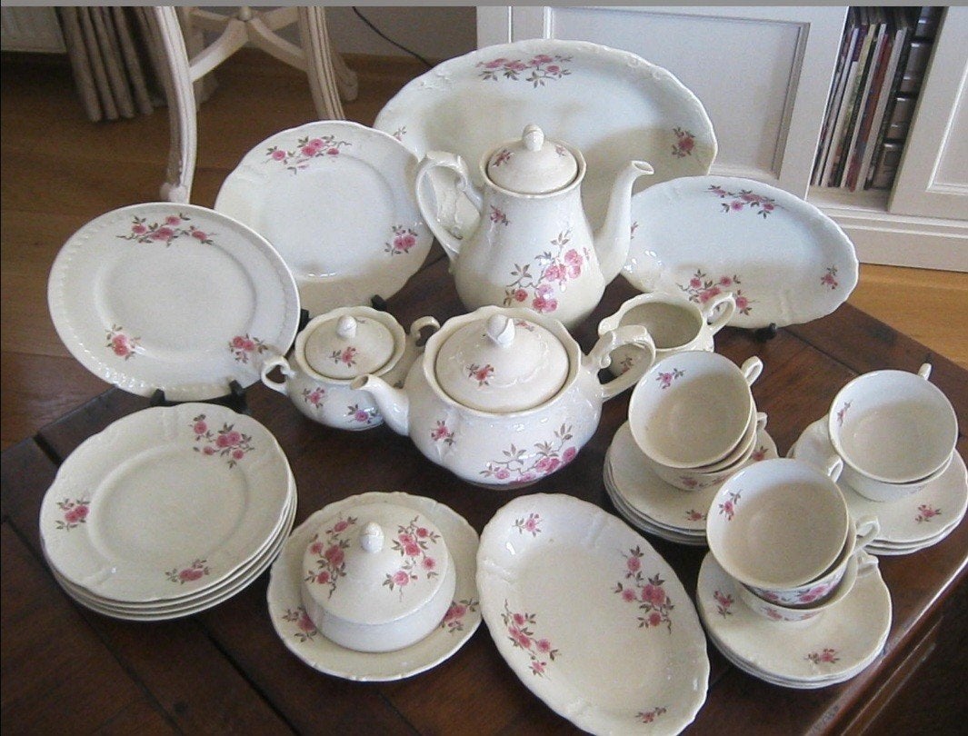 Vintage porseleinen koffieservies met roze bloemen, Ophalen