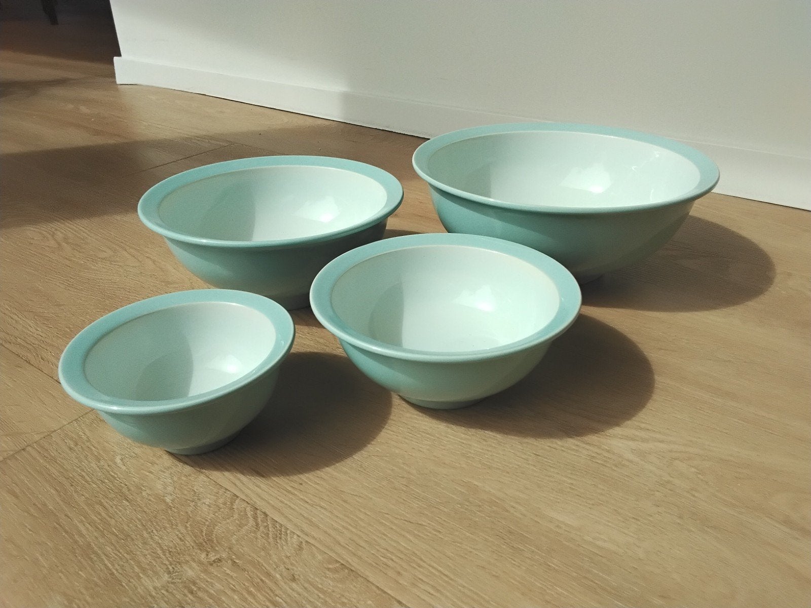 Vintage schalen set Fris Edam Holland, licht blauw, 4delig, Ophalen of Verzenden, Overige stijlen, Aardewerk, Schaal of Schalen