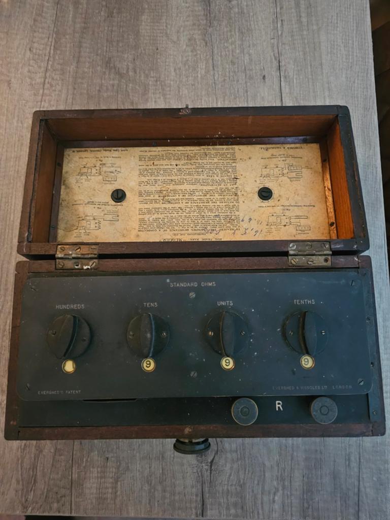 Antieke Direct Reading Resistance Box - Evershed & Vignoles, Antiek en Kunst, Ophalen of Verzenden