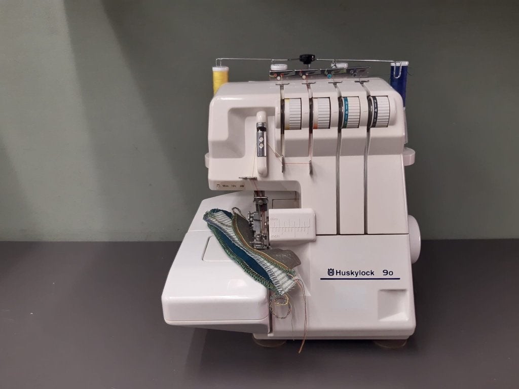 Huskylock 90 lockmachine, Ophalen of Verzenden, Lockmachine, Overige merken