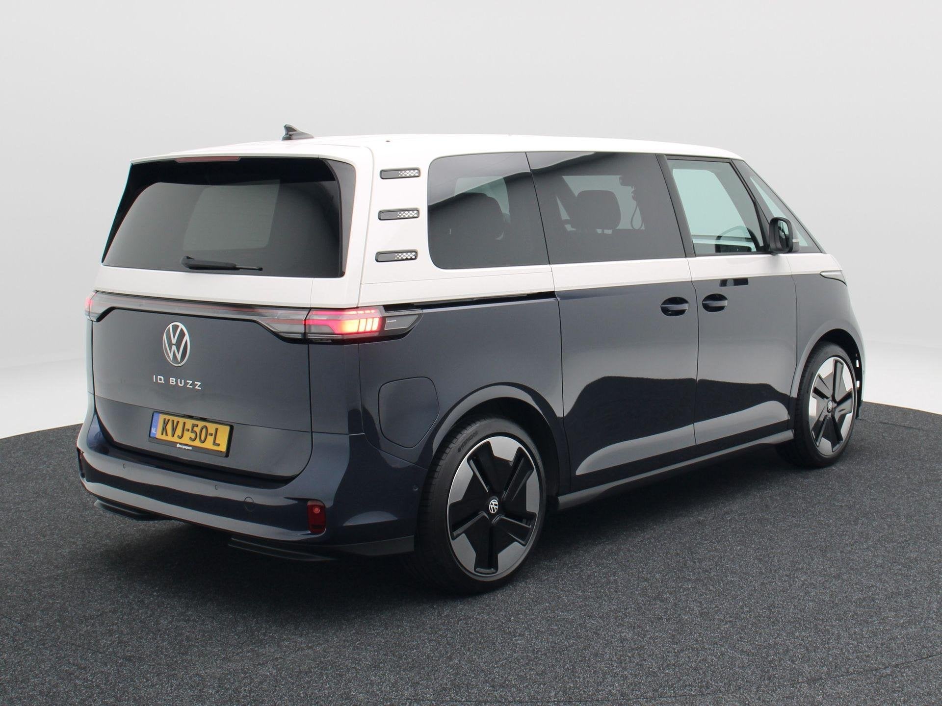 Volkswagen ID. Buzz Pro 77kWh 204 Pk | 21 inch | IQ.Light |, Auto's, Automaat, Dealer onderhouden, Gebruikt, 2359 kg