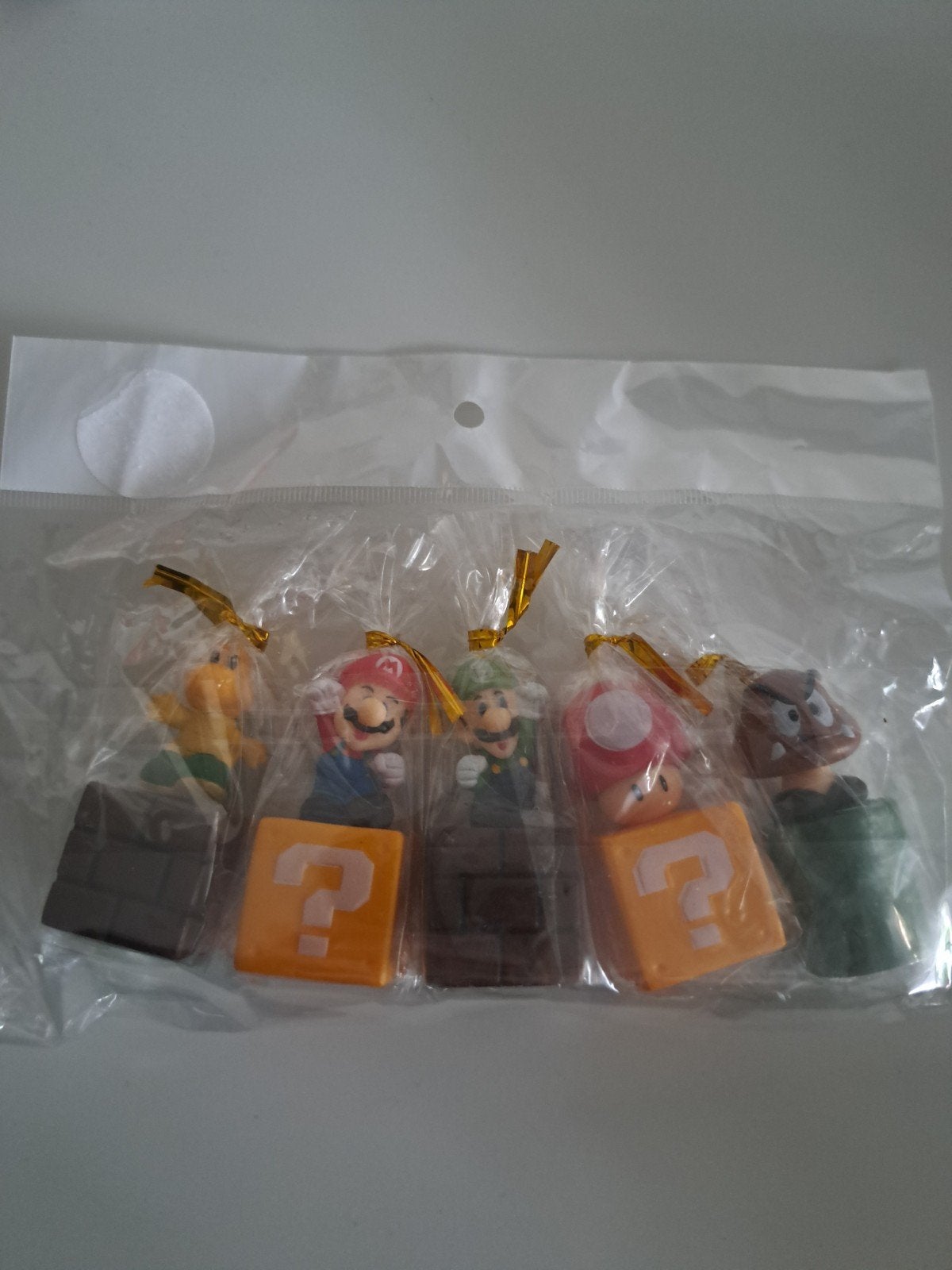Nieuw mario taart figuurtjes, Ophalen of Verzenden, Nieuw