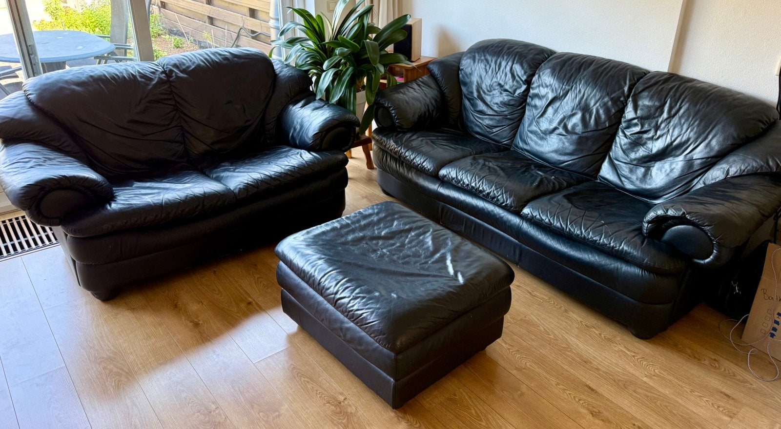 Gratis leren bankstel 3 + 2 zits + hocker stevig + comfort, Ophalen, Gebruikt, Leer
