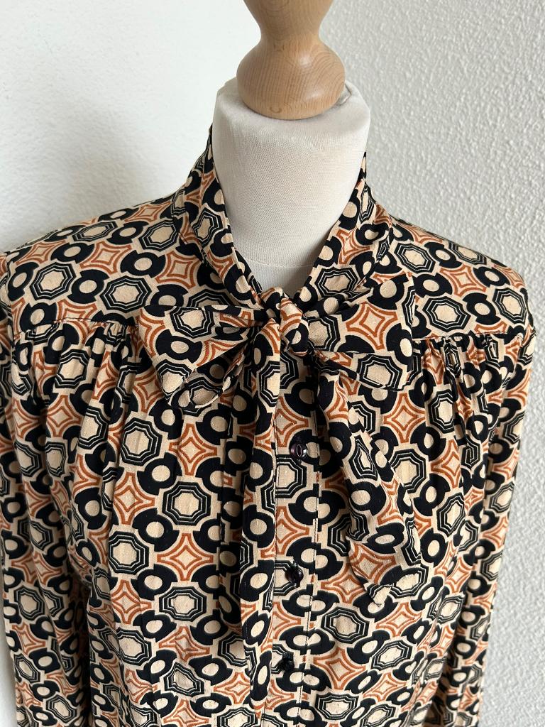 King Louie maat 40 Ozzy Amalia blouse top 2654, Maat 38/40 (M), Beige, Ophalen of Verzenden, Zo goed als nieuw