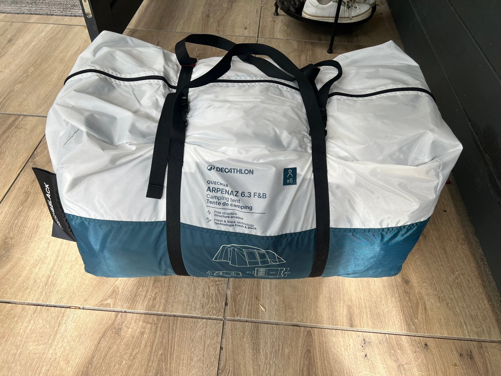 6 persoons tent, 4 dagen gebruikt, Ophalen, Zo goed als nieuw, Tot en met 4