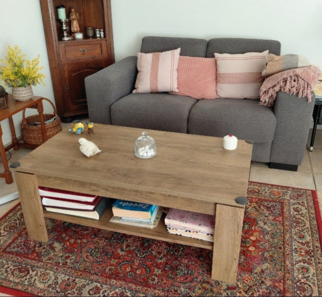Salontafel in goede staat, 4 jaar oud
1m10 op 60 cm. hoogte, Huis en Inrichting, Ophalen, 50 tot 100 cm, 50 tot 100 cm, Zo goed als nieuw