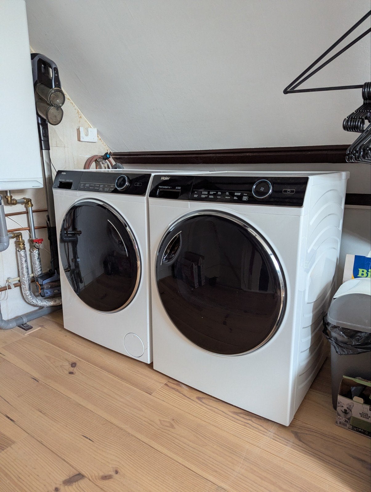 Haier wasmachine HW80-B14979 en warmtepompdroger HD80-A3979, Ophalen, 1200 tot 1600 toeren, Gebruikt, 8 tot 10 kg