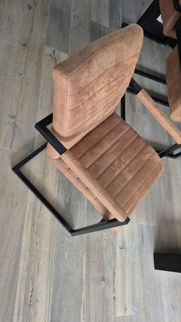 6 eetkamer stoelen, Ophalen
