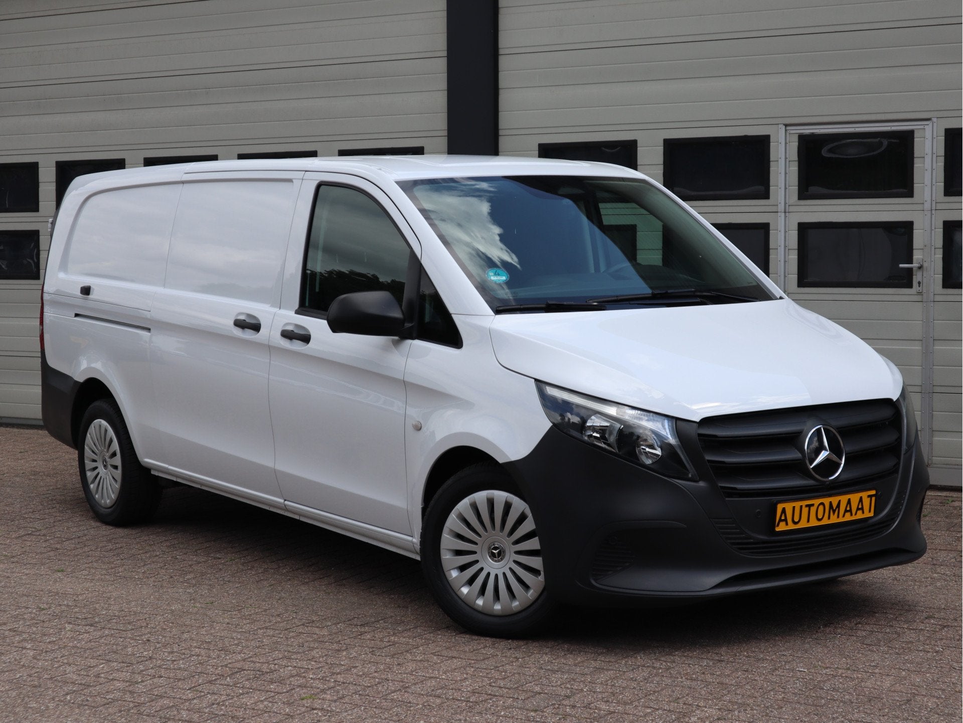 Mercedes-Benz Vito 116 CDI Automaat XXL L3 - Facelift - Navi, Auto's, Automaat, Gebruikt, Euro 6, 4 cilinders