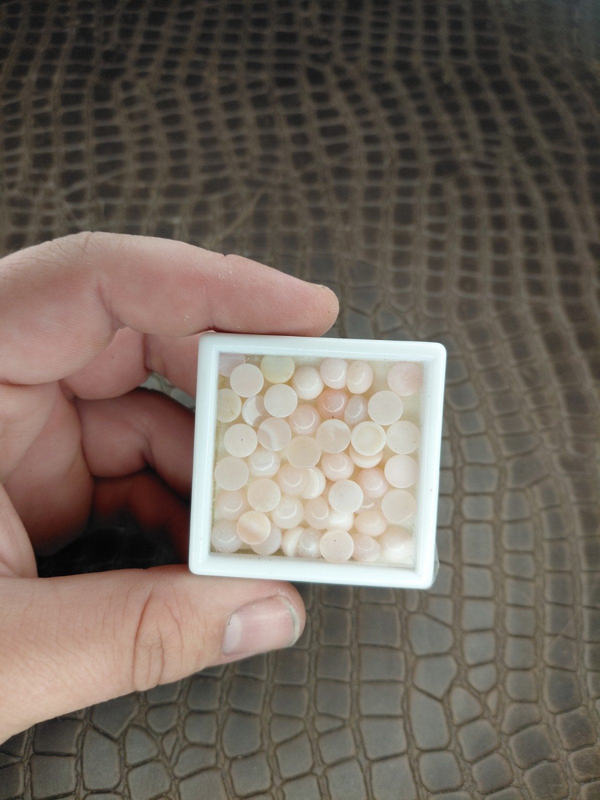 Lot van zacht roze geslepen opalen, Sieraden, Tassen en Uiterlijk, Edelstenen, Ophalen of Verzenden, Nieuw