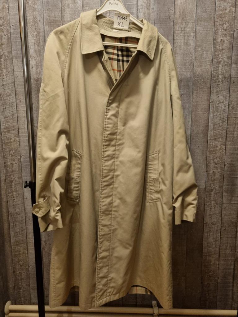 Dames kleding, Ophalen, Zo goed als nieuw