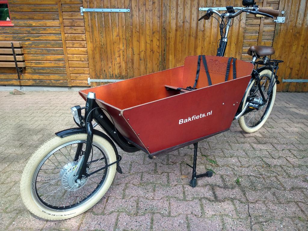 Te koop gevraagd Bakfiets punt nl Cargo Long niet elektrisch, Fietsen en Brommers, Fietsen | Bakfietsen, Gebruikt, -, -, Elektrisch