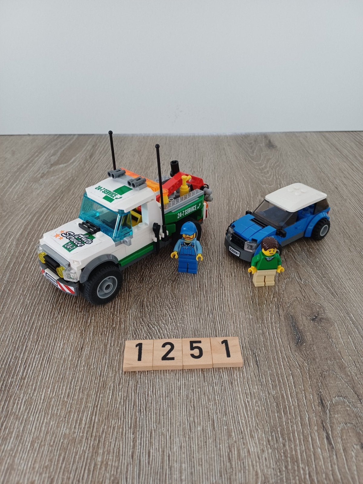 Lego City Pickup Sleepwagen 60081, Kinderen en Baby's, Speelgoed | Duplo en Lego, Ophalen of Verzenden