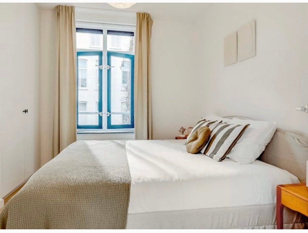 Tweepersoonsbed Ramnefjall Ikea 180x200 incl matras, Ophalen, Beige, Tweepersoons, Zo goed als nieuw
