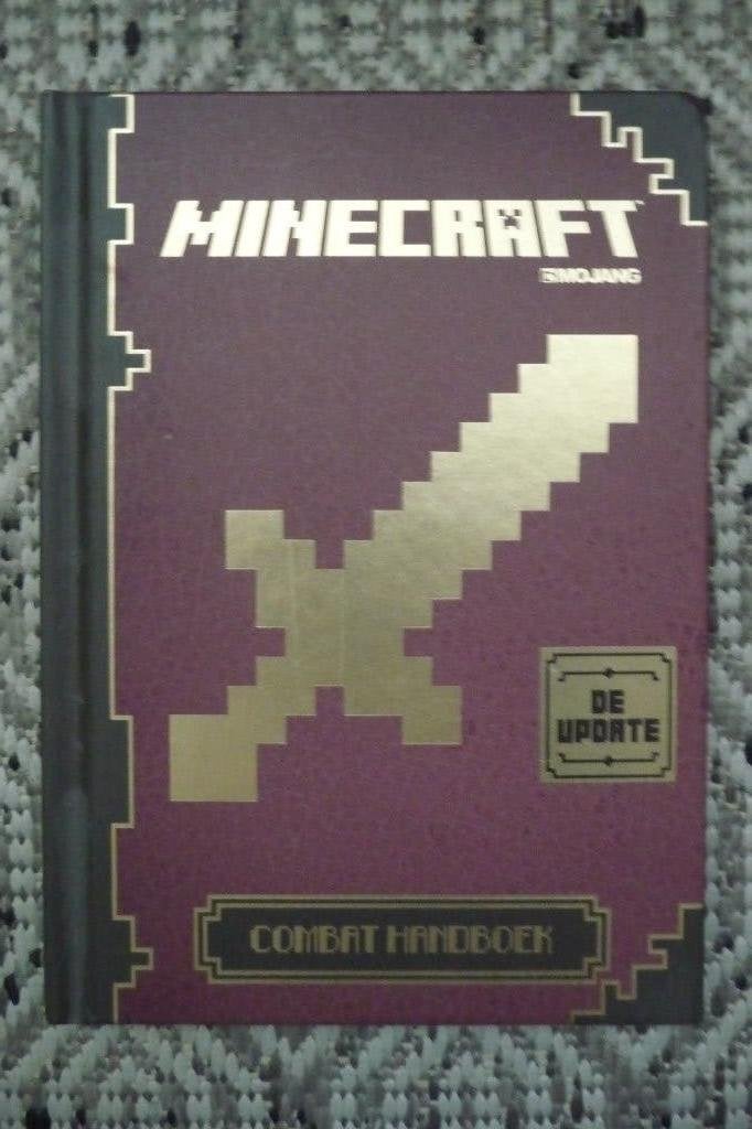 Minecraft Combat Handboek, Boeken, Ophalen of Verzenden, Zo goed als nieuw, Fictie