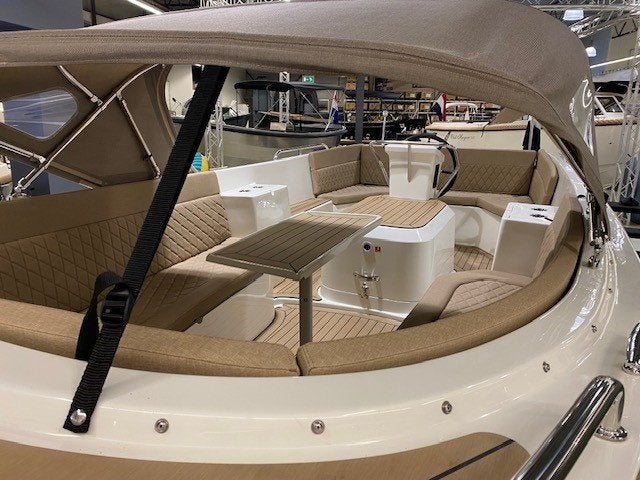 Primeur 700 Lounge / 42PK Vetus / Showroom model  2026!, Niet ingevuld, Niet ingevuld, Niet ingevuld