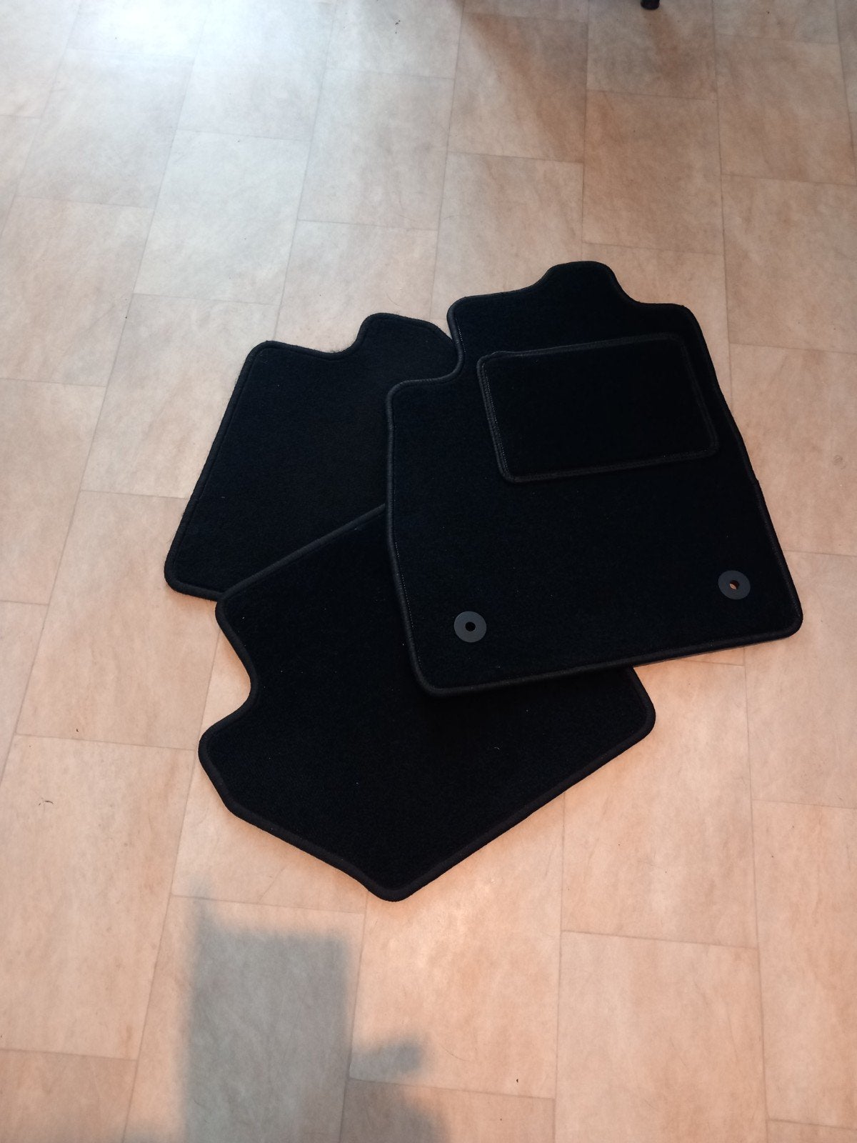 Foto 4 van Automatten Ford Fiesta/Puma (tot 2025) - 2 sets