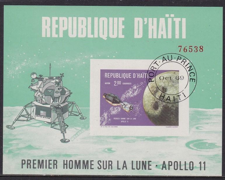 B439 - Haiti michel. blok 42 gestempeld , Apollo 11, Postzegels en Munten, Verzenden, Gestempeld, Zuid-Amerika