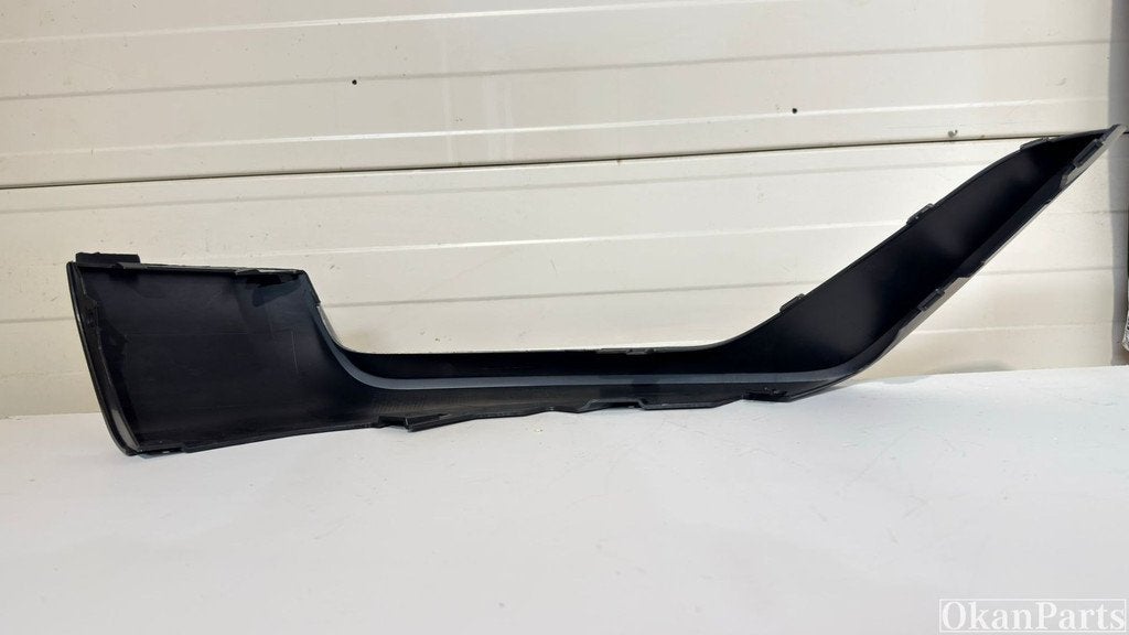 Volvo XC90 II linker bumperspoiler hoek links voor 31694567, Gebruikt, Gunnar Engellaus vag 8
405 31  Gothenburg, SE, Info@volvocars.com