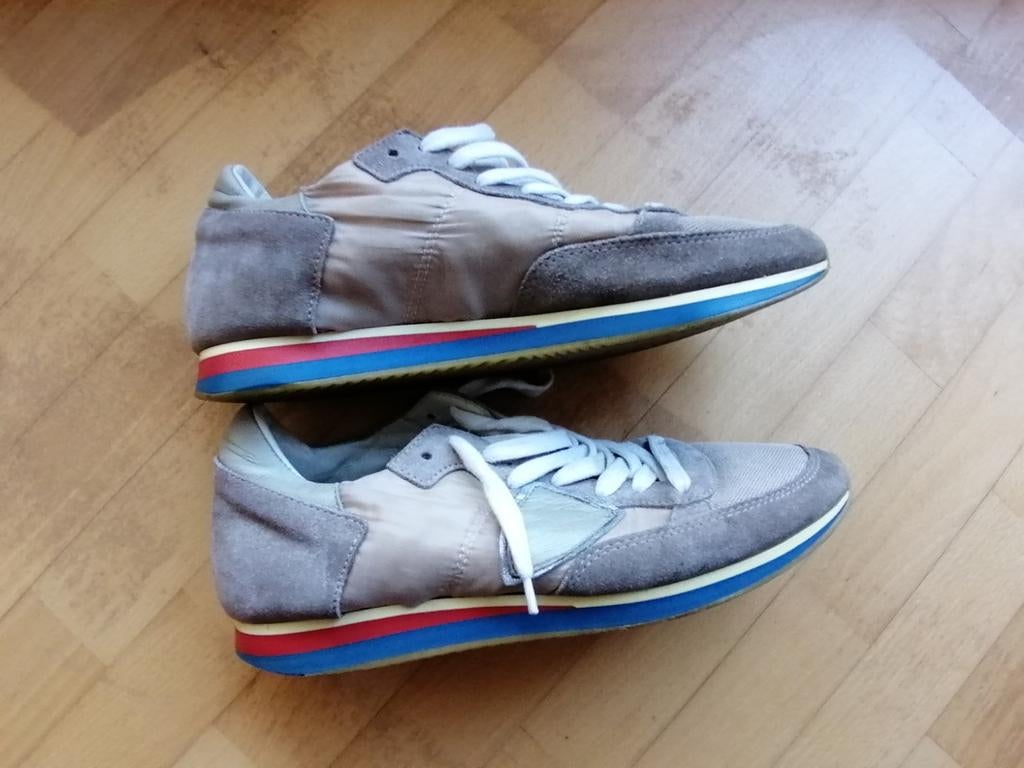 Philippe model sneakers gympen maat 37 zacht leren grijs, Kleding | Dames, Ophalen of Verzenden, Sneakers of Gympen, Grijs, Gedragen