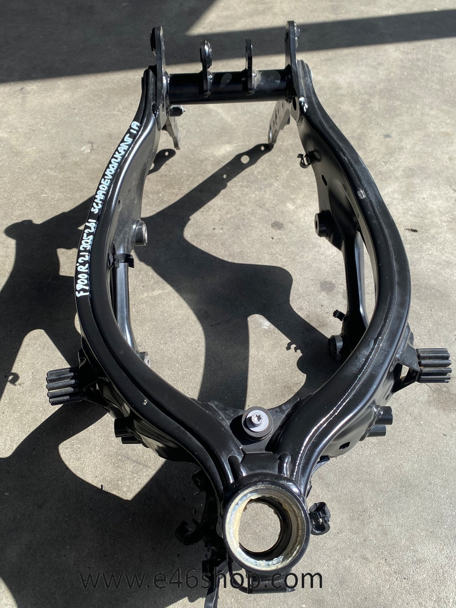 BMW F900R FRAME MET KENTEKEN JAAR 2021, Motoren, Onderdelen | BMW, Ophalen of Verzenden