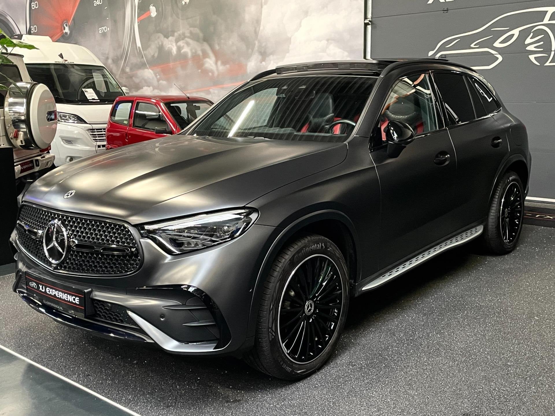 Mercedes-Benz GLC-klasse 300de 4MATIC AMG Line PANODAK HUD, Dealer onderhouden, Gebruikt, Zwart, 4 cilinders