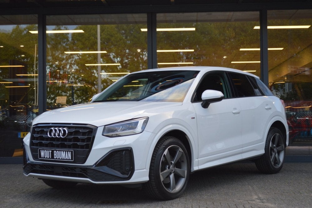 Audi Q2 35 TFSI S-Line Aut. Led Navi Virtual Camera CarPlay, Auto's, Q2, 4 cilinders, 150 pk, Wit