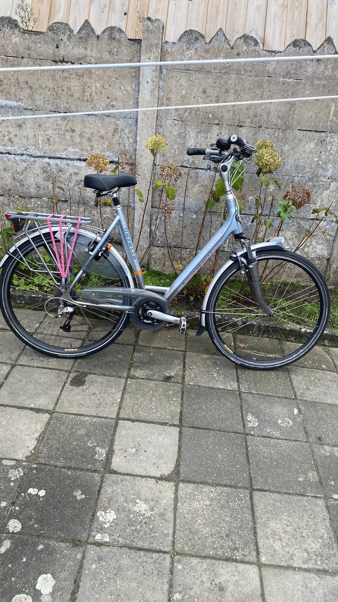 Gazelle set damesfiets en herenfiets 57 cm en 61 cm hoog., Ophalen, Versnellingen, 56 cm of meer, Zo goed als nieuw