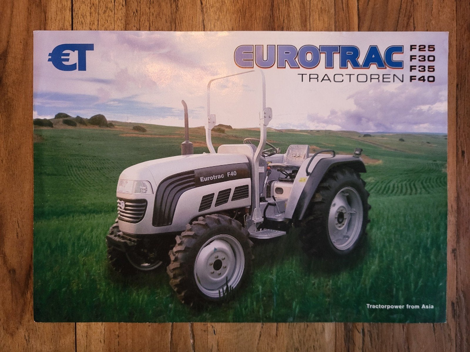 tractor folder Eurotrac tractoren, Ophalen of Verzenden, Zo goed als nieuw, Folder