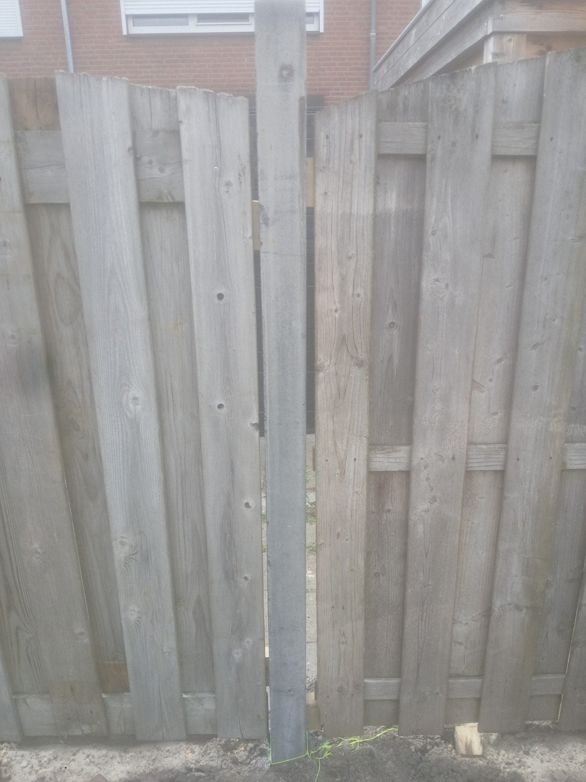 4 beton palen, Ophalen, Gebruikt, Palen