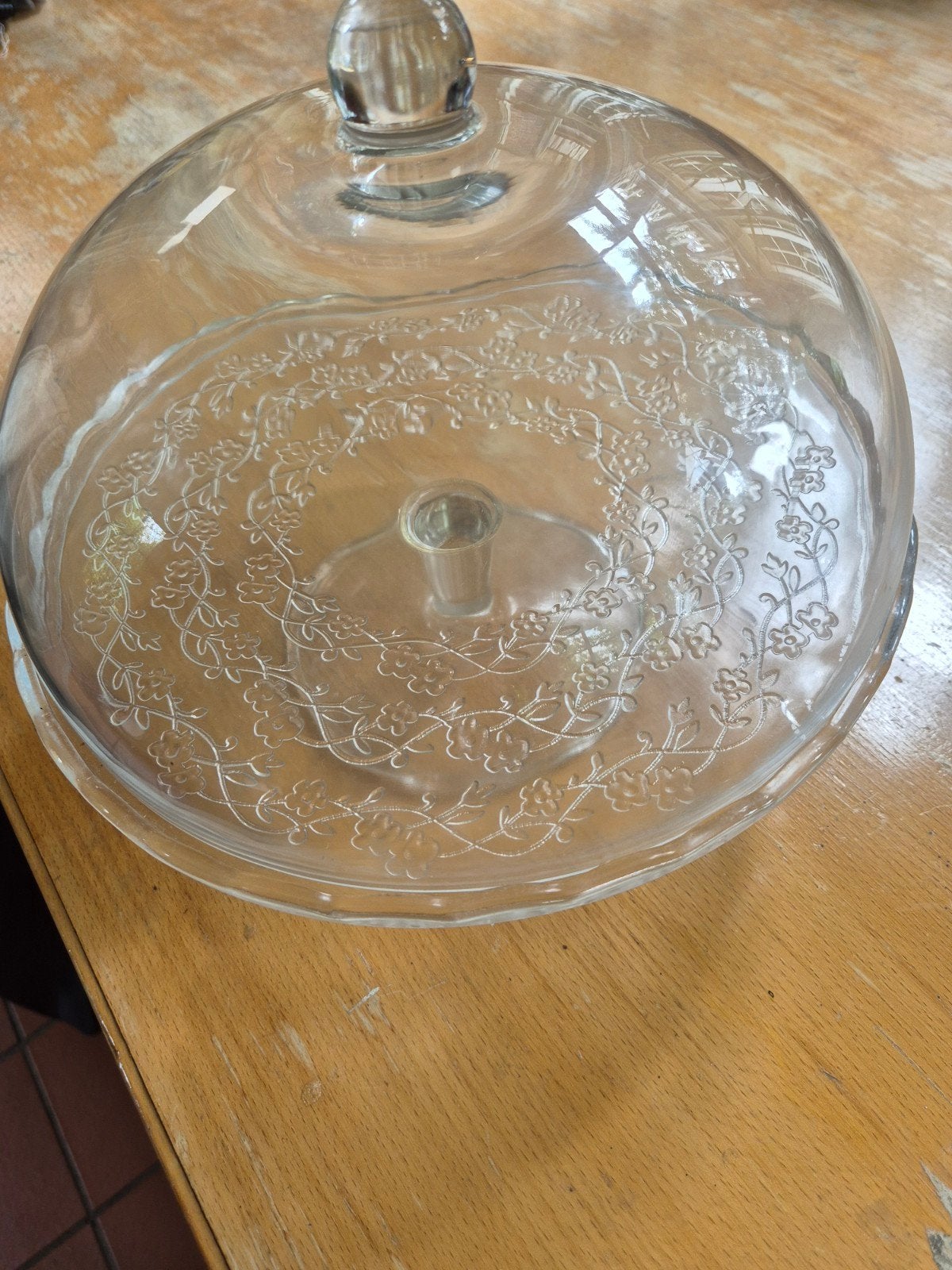 Glazen taartstolp met decoratie, Ophalen of Verzenden, Zo goed als nieuw, Overige merken, Glas