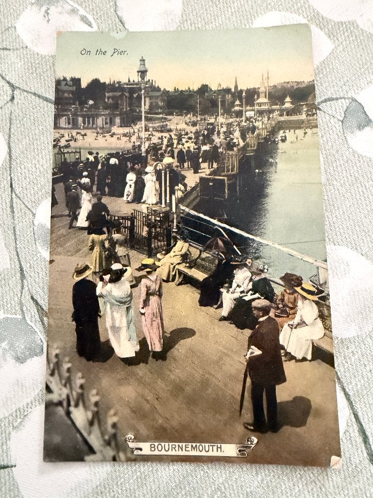 Ansichtkaart Bournemouth, on the Pier, Ophalen of Verzenden, Ongelopen, Engeland