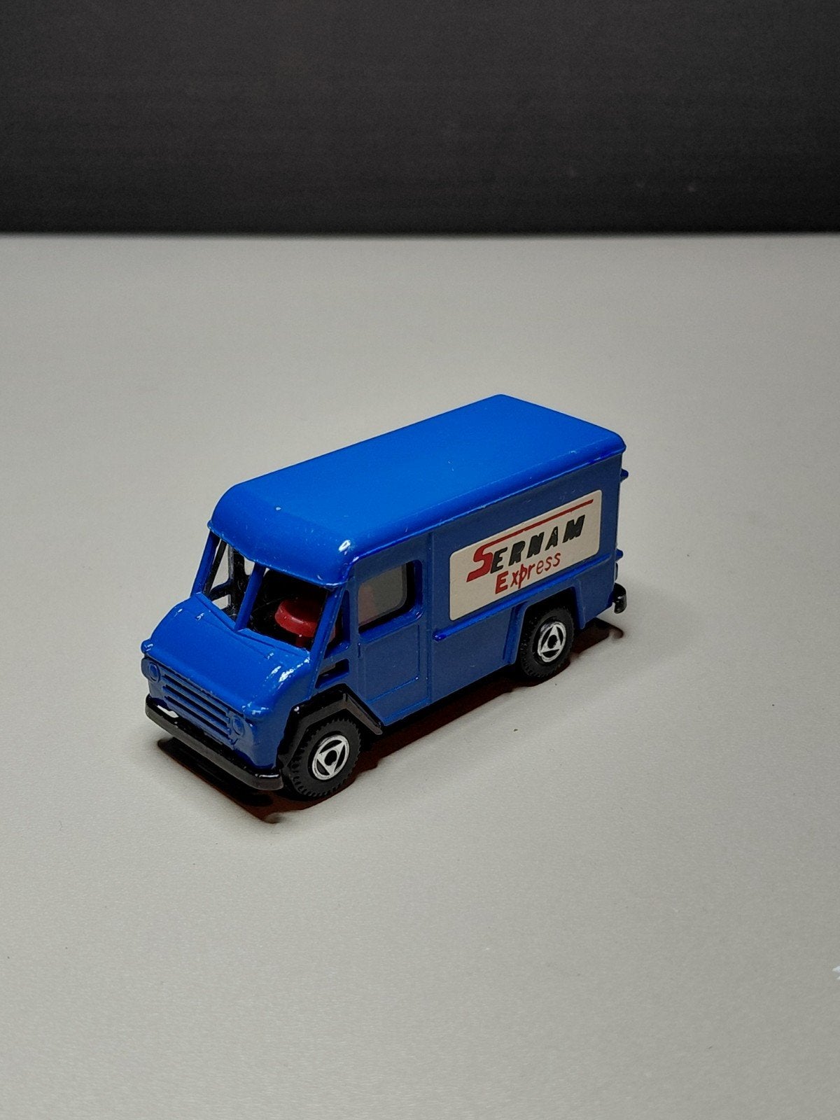 EFSI COMMER SERNAM EXPRESS BLUE VAN BUS - Zo goed als nieuw, Ophalen of Verzenden, Zo goed als nieuw
