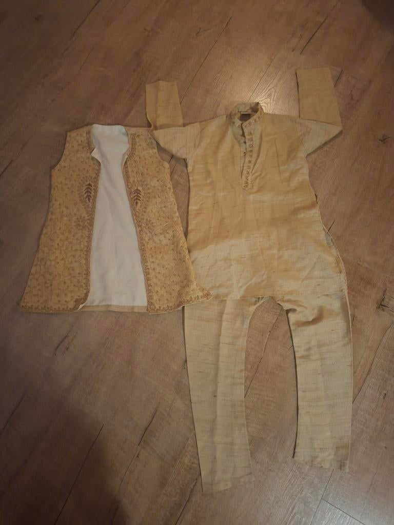 Traditionele Indiase kleding set voor kinderen, Kinderen en Baby's, Ophalen of Verzenden, Gebruikt, Onbekend, Jongen