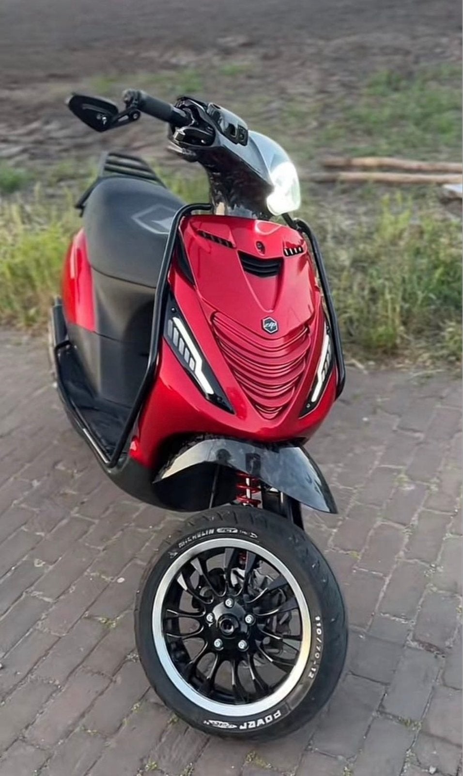 Gezocht piaggio zip 50/70cc met 123, Fietsen en Brommers, Scooters | Piaggio, Maximaal 45 km/u, Ophalen of Verzenden, Zo goed als nieuw