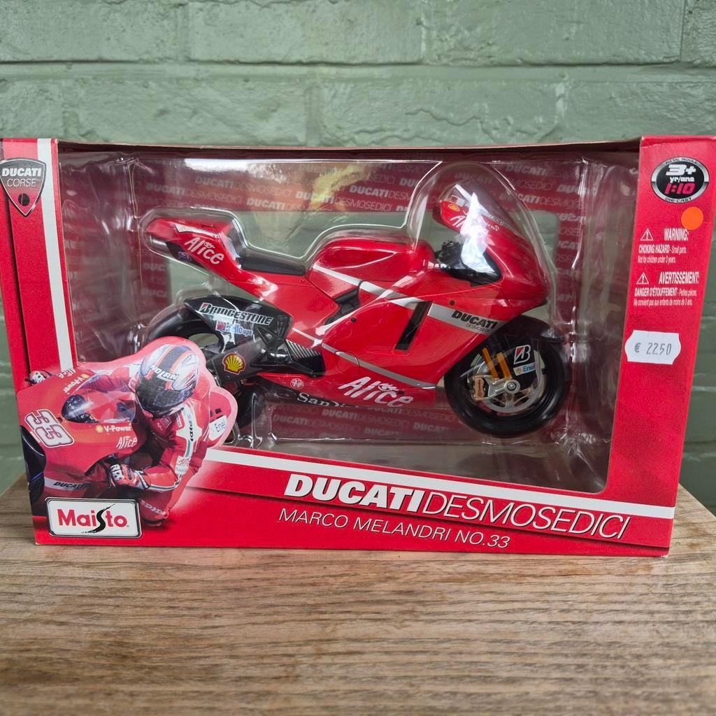 Ducati Desmosedici M. Melandri - 1:10 - Maisto, Verzenden, Nieuw, Maisto International Inc., Fontana, CA 92336, USA, Maisto International Inc.